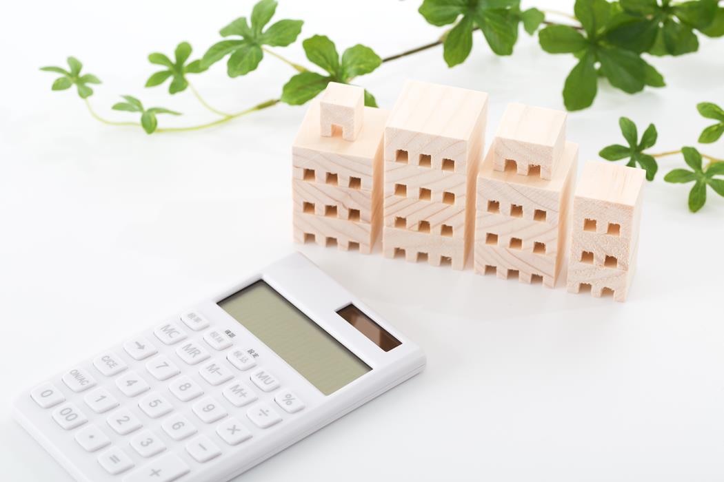 イメージ：インボイス制度では一般課税と簡易課税どちらを選ぶべきか